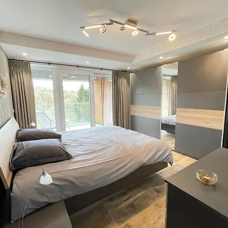 公寓 Penthouse Au Lac De Warfaaz 斯帕