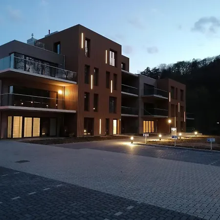Penthouse Au Lac De Warfaaz * Spa