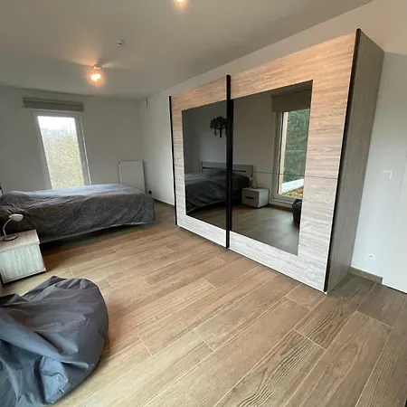 Penthouse Au Lac De Warfaaz *